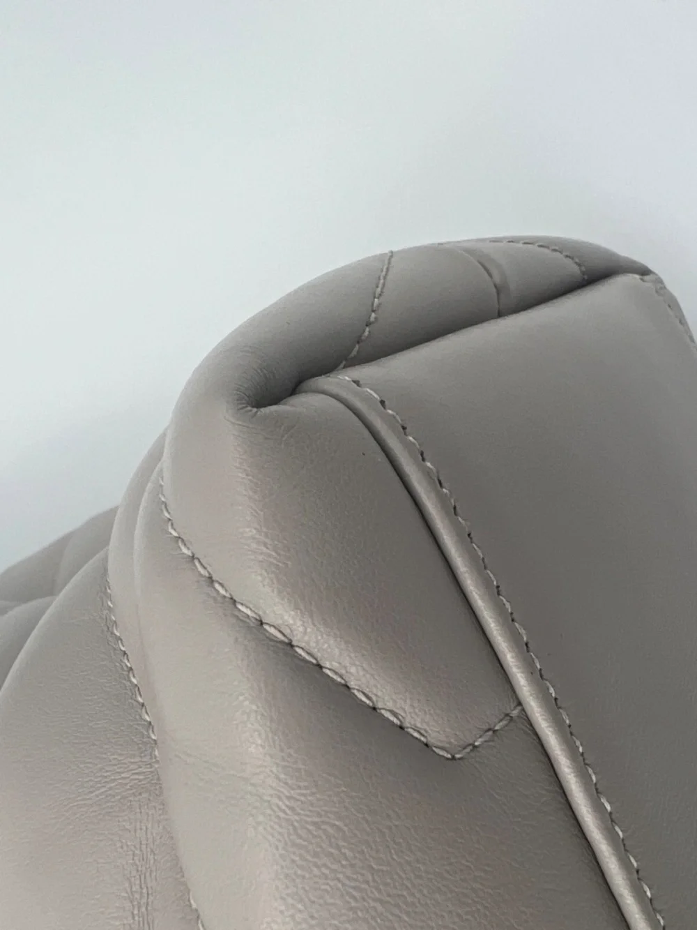 Saint Laurent Medium Loulou Matelassé Leather Shoulder Bag
